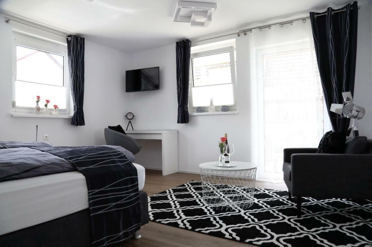 Siesta Landapartment Vaihingen an der Enz Exteriör bild
